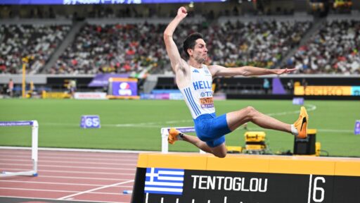 ΕΝΑ ΑΛΜΑ ΧΡΕΙΑΣΤΗΚΕ Ο ΤΕΝΤΟΓΛΟΥ. ΕΦΥΓΕ ΓΙΑ ΤΕΛΙΚΟ