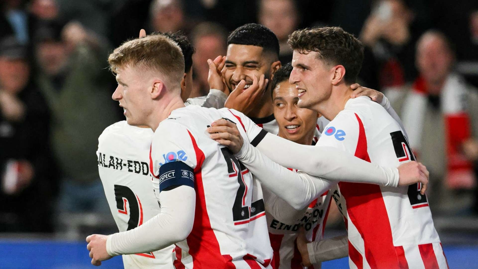 Αϊντχόφεν – Νάπολι 6-2: θρίαμβος για τους Ολλανδούς, κάκιστο βράδυ για τους πρωταθλητές Ιταλίας.