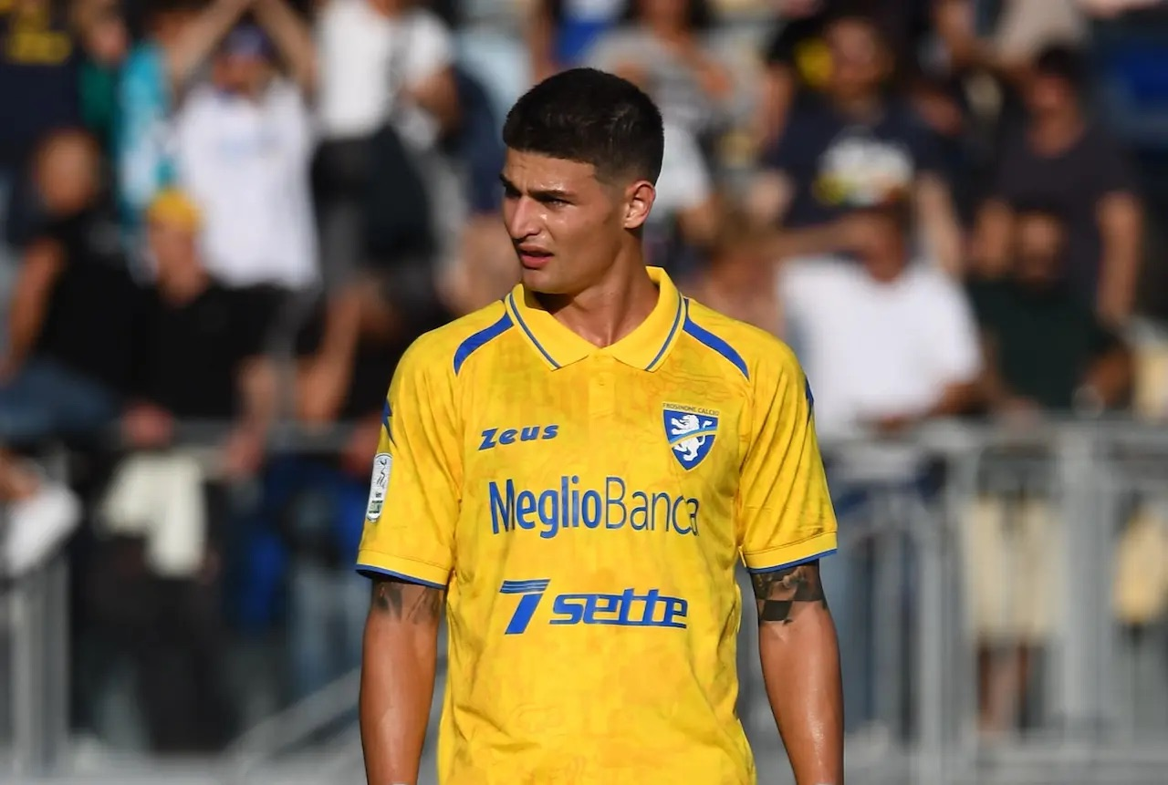 Ιταλία: ο Ηλίας Κουτσουπιάς συνεχίζει να ηγείται την προσπάθεια προβιβασμού της Φροσινόνε